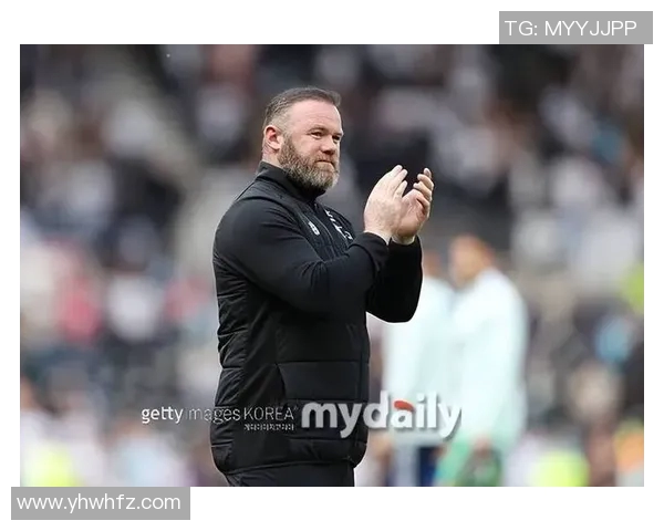 足球传奇鲁尼回归赛场再展风采引发球迷热议